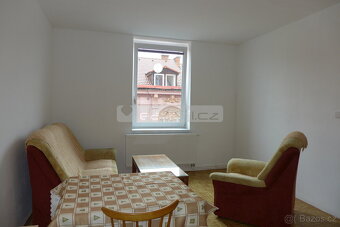 Prodej prostorného cihlového bytu 2+kk po kompletní rekonstr - 4