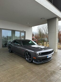 2015 Dodge Challenger R/T 5.7 L V8 HEMI - 4