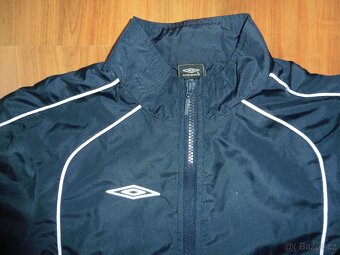 Tmavě modrá bunda UMBRO vel. 134 cm - 4