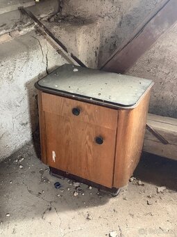 Nábytek a zemědělské stroje - 4