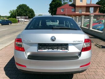PRODÁM Škoda Octavia 1.4 TSI AC BT NAVI TEMP - 4