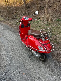 Vespa gts 125ie - 4