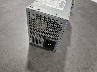 240W PC zdroj - 4