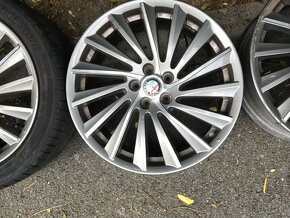 Alfa Romeo 147 - 4