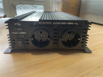 Měnič napětí Carspa 1600W 24V modifikovaná sinusovka - 4