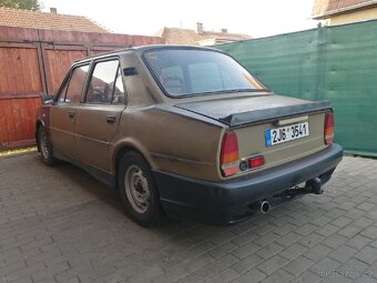 Škoda 125L - 4