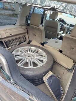 Osobní automobil zn. LAND ROVER - 4