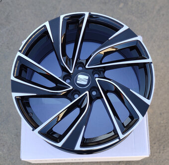 Alu kola 5x112 18 \\ 5x112 r18 - 4