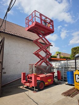 Zvedací nůžková plošina Genie GS 2668 - 4