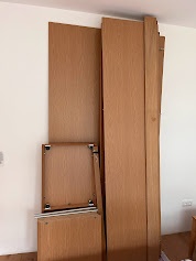 Masivní šatní skříň - 4