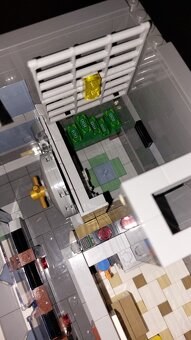 Lego Creator 10251 Brick Bank - 4