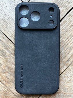 kryt na Apple iPhone 17 Pro - 4