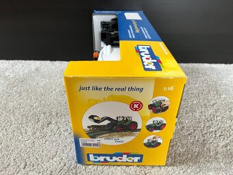 Bruder traktor Fendt 936 Vario + čelní nakladač - 4