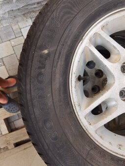 Rockstone 235/70 r16 - 4