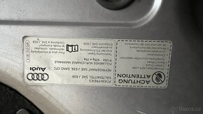 Audi A3 8Р.Kapota.Náhradní Díly. - 4