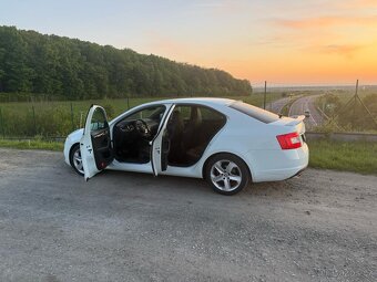 Škoda Octavia III RS 2.0 TDi 135 kW manuál - 4