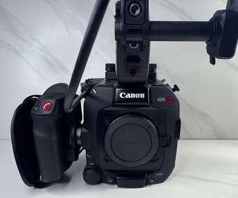 Canon EOS C400 tělo - 4