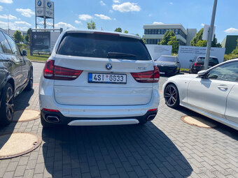 BMW X5 4.0d, 4x4 2016, 185t.km, motor pouhých 112t. - 4