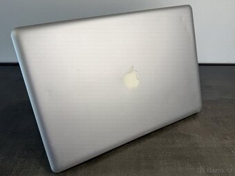 MacBook Pro 17'' 2009 / C2D / 8GB / 128GB SSD / 500GB HDD - 4