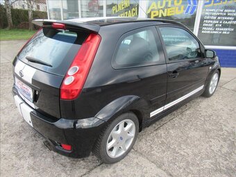 Ford Fiesta 1.6 16V SPORT - 4