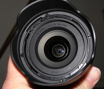 Sigma 18-50 mm f/2,8 DC DN Contemporary pro Fuji X - 4