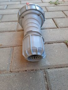 Vidlice PCE 035-6 63A/5P/400V IP67 - 4