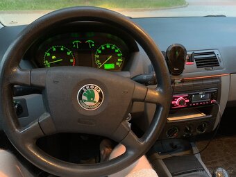 Škoda Fabia 1, 1.4 MPi 44kw - 4