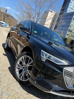 Audi E-Tron Q8 50 quattro cena s DPH - 4