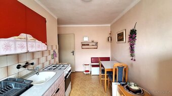 Pronájem bytu 2+1 , 65 m2 , balkon, Sokolovská 2392, Pardubi - 4