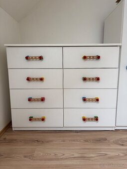 Dětská skříň - 4