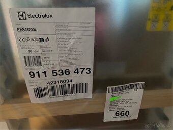 Myčka Electrolux EES48200L - 4