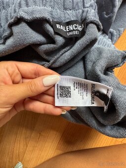 Panske kratasy Balenciaga - 4