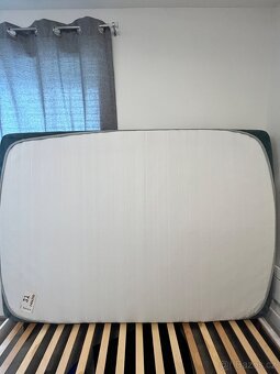Postel 140 x 200 a zdravotní matrace - 4