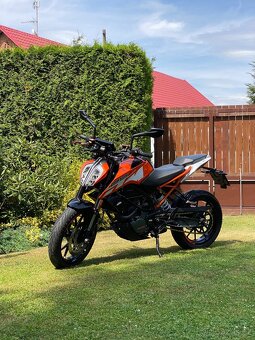 KTM Duke 125 (AKRAPOVIČ) - 4