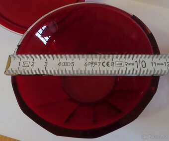 Broušená rubínová dóza s víkem (attrib. Bohemia Crystal) - 4