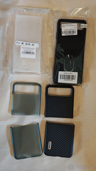 Prodám mobil Motorola RAZR 40 - 4