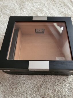 Humidor na doutníky, nový, nepoužívaný. - 4