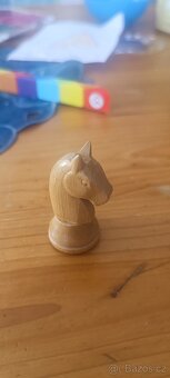 Akatove sachove figurky - 4