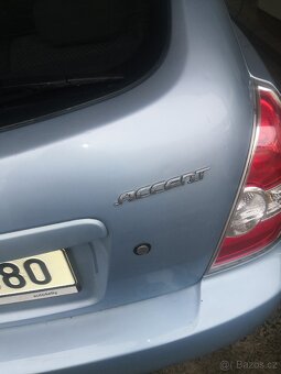 Hyundai Accent 1.6 nafta, 3 dv - 4