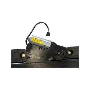 Střešní okno VW Golf 5 GT Sport hatchback r.v. 2008 - 4