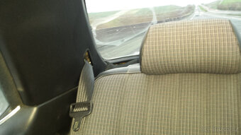 Mercedes-Benz W123 Coupe 230CE - 4