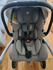 Kočárek a autosedačka- můžu slevnit - 4