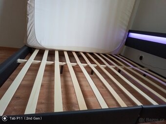 Manželská postel - 4