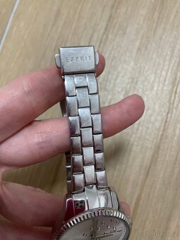 Stříbrné dámské hodinky s drahokamy zn. Esprit - 4