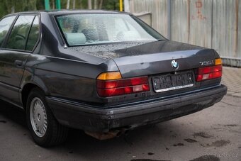 BMW E32 735i - 4