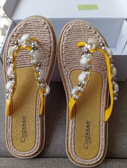 Dámské nové žabky - 4