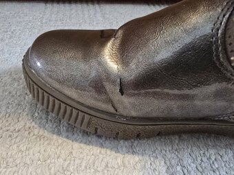 Dívčí zimní boty s kožíškem - 4