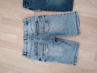 Chlapecké kraťasy vel. 146 - 4