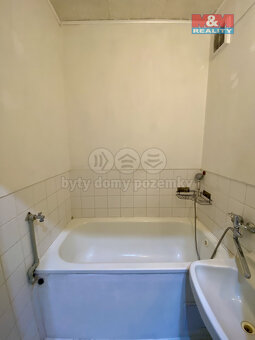 Pronájem bytu 2+1, 55 m², Krnov, ul. SPC P - 4