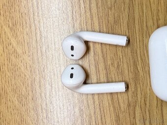 Airpods 2 - 4